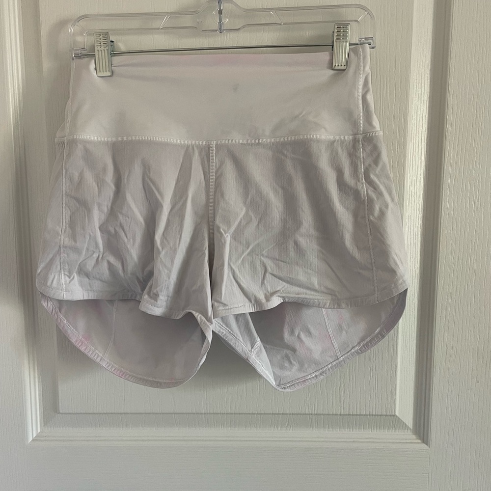 Lululemon high rise 4 inch white speed-up shorts Sz 6